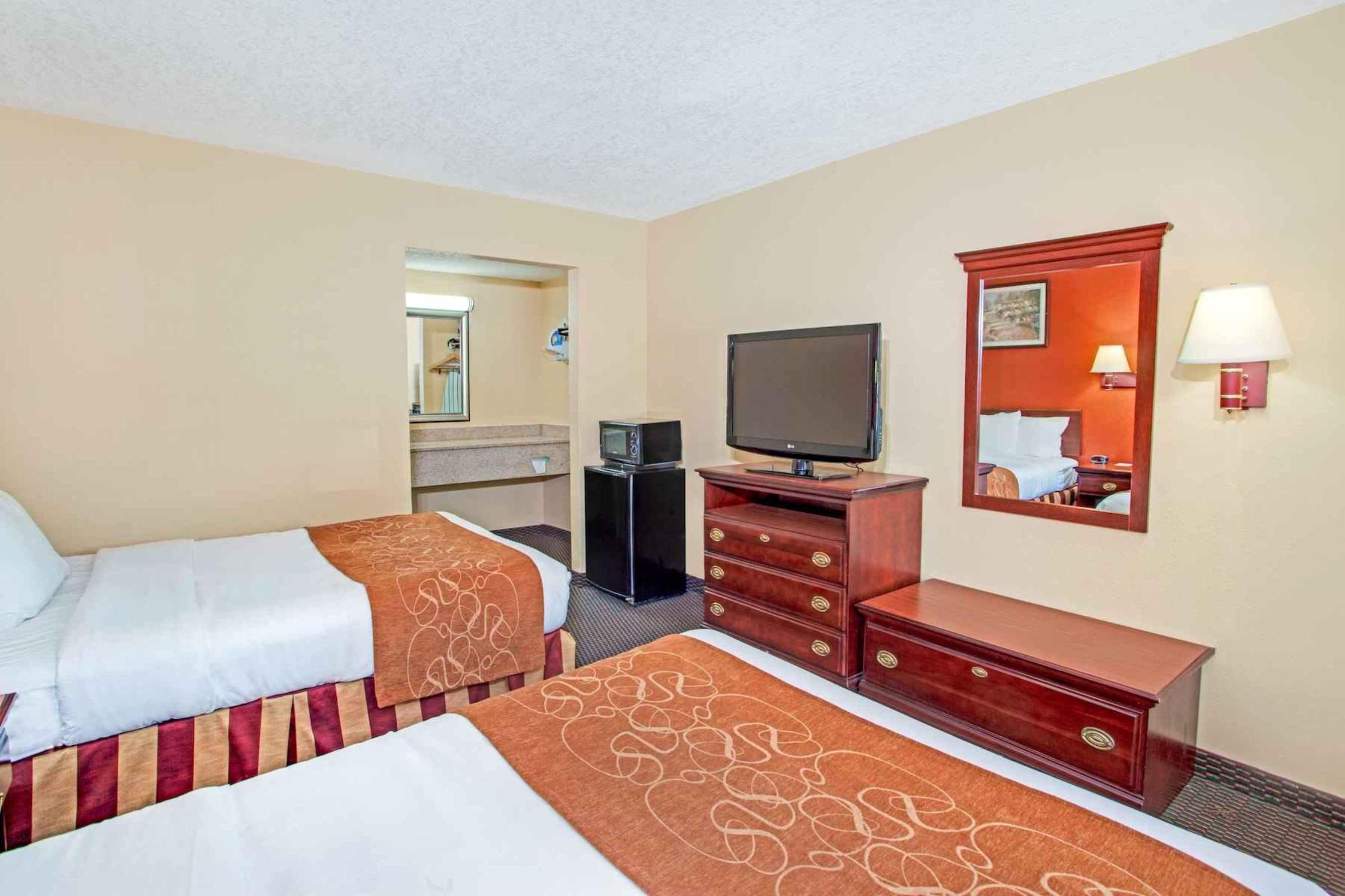Travelodge By Wyndham Canton-Livonia Area, Mi Bagian luar foto