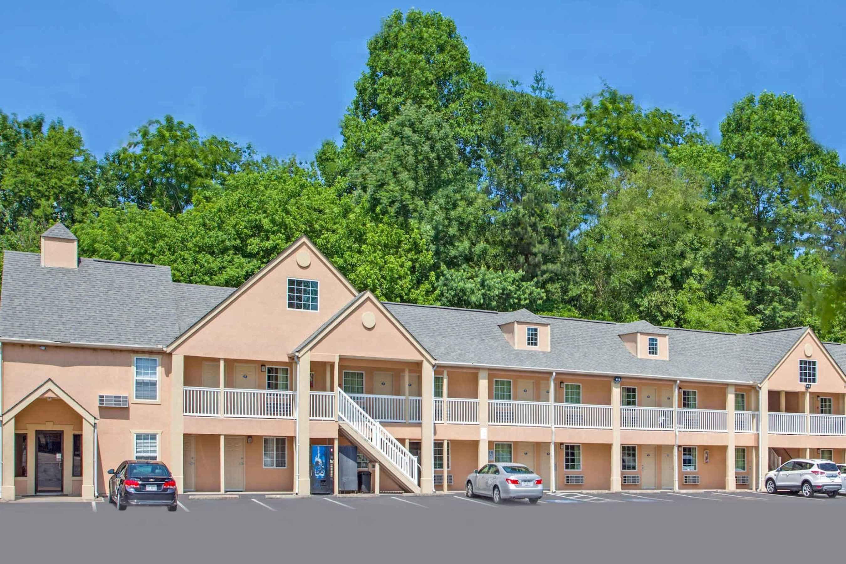 Travelodge By Wyndham Canton-Livonia Area, Mi Bagian luar foto